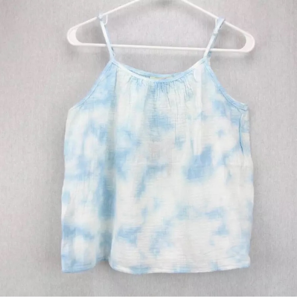 Universal Thread tank